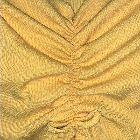 Cute yellow crop top! - Picture 2 of 2